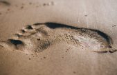 Descubren decenas de huellas humanas de hace 13.000 años en las costas de Canadá