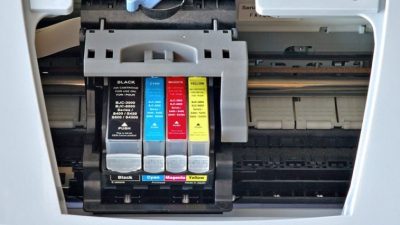 El fraude de los cartuchos de tinta: Una máquina de «imprimir» dinero
