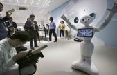 Abren primer banco en China controlado por robots