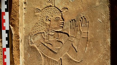 Encuentran unas misteriosas tablas funerarias del siglo VII a. C. en Sudán