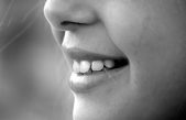 Un método crea materiales que regeneran el esmalte dental o el hueso