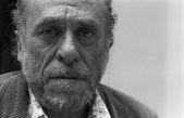 Charles Bukowski previó en este poema la soledad que internet traería al ser humano