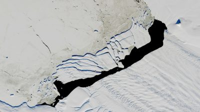Registran actividad volcánica bajo el glaciar de la Antártida que se derrite más rápido