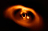 El VLT de ESO capta la primera imagen confirmada de un planeta recién nacido