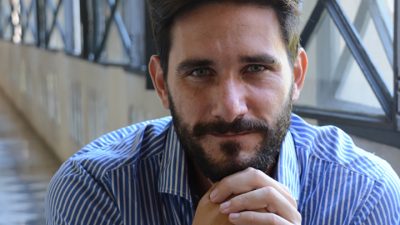 Javier Santaolalla: «Quiero normalizar la ciencia y que hablar de física cuántica sea algo común entre los jóvenes»