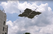 Logran crear un dron que vuela sin baterías