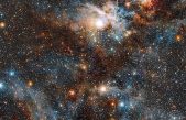 Estrellas vs. polvo en la nebulosa Carina