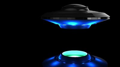 ¿Una nave extraterrestre? Misterioso ovni pasa cerca de la Luna