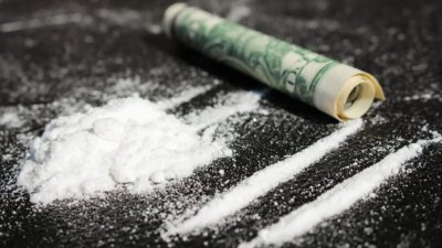Científicos desarrollan cura para la cocaína que hace a las personas inmunes