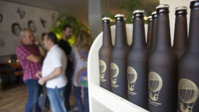 Sans Papiers, la primera cerveza del mundo elaborada a partir de aire