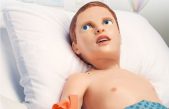 ¿Realismo perturbador? Este niño-robot puede sangrar, sentir el dolor y las emociones de un paciente pediátrico