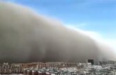 Un tsunami de arena y polvo engulle una ciudad en China