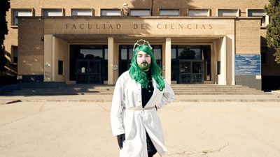 Sassy Science, la primera ‘drag queen’ del mundo que divulga ciencia