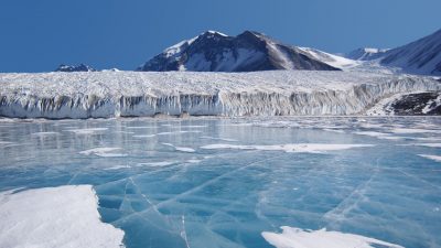 Perforan más de un kilómetro de hielo para llegar a un lago antártico en busca de vida