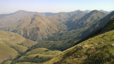 Hallan materia orgánica extraterrestre en una cadena montañosa de Sudáfrica
