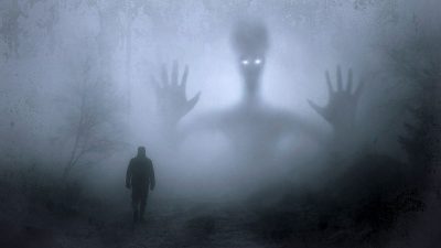 Un profesor de Oxford asegura que convivimos con aliens…invisibles