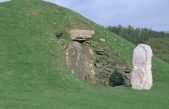 Descubren una tumba de 4.000 años en Reino Unido y su contenido desconcierta a los científicos