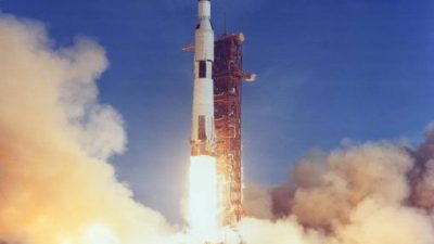 Cuando tres hombres viajaron a la Luna con un ordenador más lento que un «smartphone»