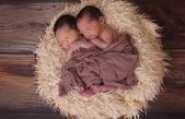 Un estudio prueba la relación entre el tipo de parto y el desarrollo psicológico posterior de los gemelos