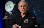 Alan Stern: “Sería una locura sustituir a los astronautas por robots”