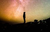 Científicos calculan la masa de la ‘partícula fantasma’ más pequeña del universo