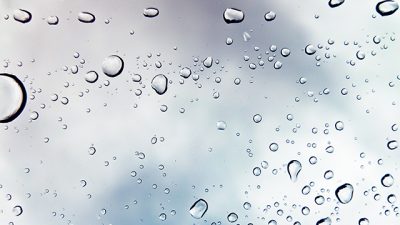 La lámina que podría cumplir el sueño de extraer agua potable del aire