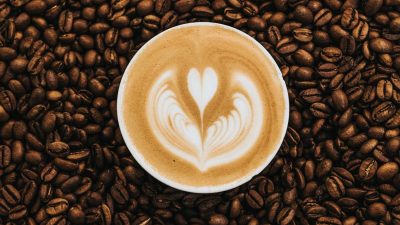Los bebedores de café diario tienen huesos más fuertes, según un nuevo estudio