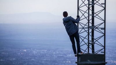 Las ridículas teorías del 5G y el coronavirus podrían ser una campaña de desinformación coordinada
