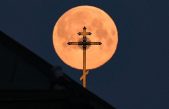 La superluna más especial: pascual, rosa… y la más grande y brillante de 2020