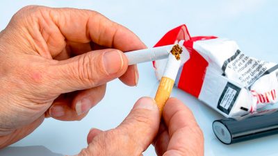 Una empresa de Japón otorga descanso adicional a los trabajadores no fumadores