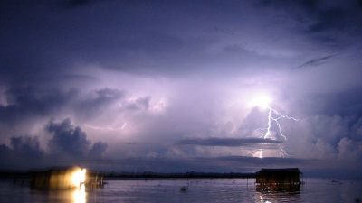 Los rayos más espectaculares que se han identificado: más de 16 segundos de duración y más 700 kilómetros de longitud