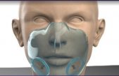 Una mascarilla que permite a los discapacitados auditivos leer los labios