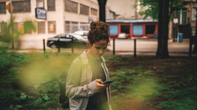 Este es el secreto para combatir la distracción y recobrar el poder de la atención