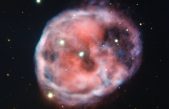 Estrellas y calaveras: una nueva imagen de ESO revela una nebulosa espeluznante