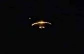 Un video muestra un OVNI volando por encima de la nave SpaceX y la ISS en el «mejor avistamiento del 2020».