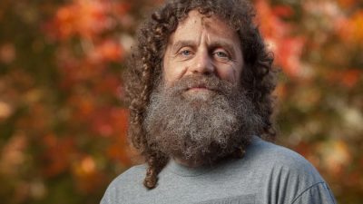 Robert Sapolsky, el gran experto en la biología del estrés, sobre por qué las redes sociales son terribles