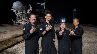 Todo preparado para el primer vuelo orbital turístico de la Historia