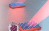 Microvehículos impulsados por luz gracias a su metasuperficie