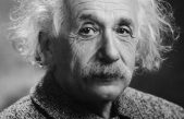 Un siglo después, Einstein sigue aprobando exámenes