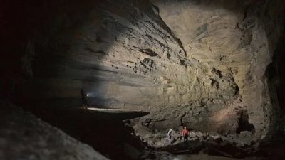 Cómo es la Cueva de los Tayos, la misteriosa formación que despertó la fascinación de Neil Armstrong