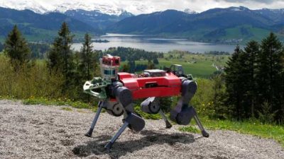 Robot cuadrúpedo capaz de subir colinas