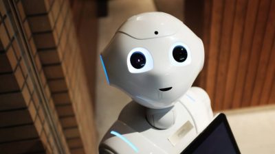 Robots persuasivos: ¿puede una máquina influir en nuestro comportamiento?