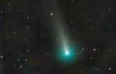 El cometa Leonard extiende su enorme cola por última vez y sale expulsado del Sistema Solar para siempre