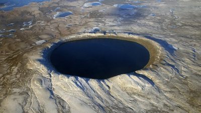 Un meteorito prehistórico impactó el Ártico con la fuerza de 8,500 bombas atómicas