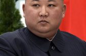 El líder norcoreano inspecciona un lanzamiento de prueba de un nuevo tipo de arma guiada táctica