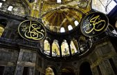 Por qué la mezquita de Santa Sofía, en Estambul, rebosa en gatos domésticos