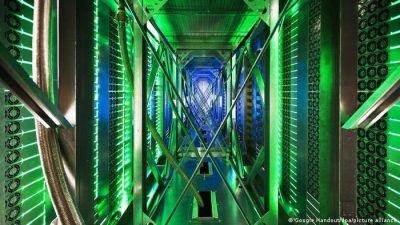 Ingeniero de Google afirma que un programa de inteligencia artificial reacciona con “sentimientos”