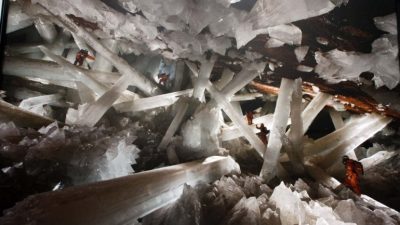 Cómo visitar los cristales colosales de Naica, la cueva única que esconde el desierto de Chihuahua