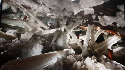 Cómo visitar los cristales colosales de Naica, la cueva única que esconde el desierto de Chihuahua