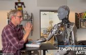 El robot humanoide más avanzado del mundo, Ameca, asegura que los robots «nunca dominarán el mundo»